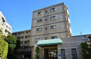 東京都新宿区新宿7【マンション】の外観