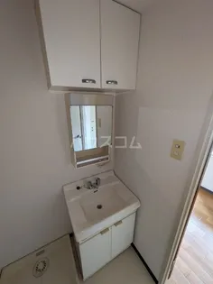 コープカネマス【3階】の内装