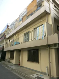 マンショントライポート【2階】の外観