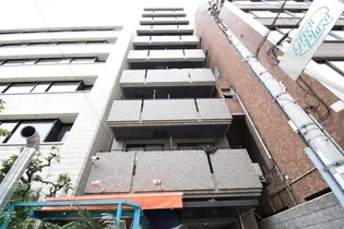 グリーンプラザ瓦町【2階】の外観