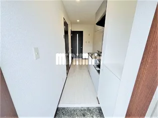 ハウスフォーA【2階】の玄関