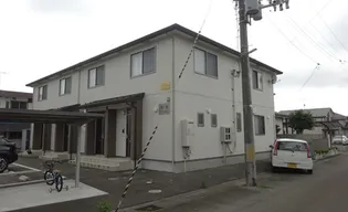 サニープレジデント参番館の外観