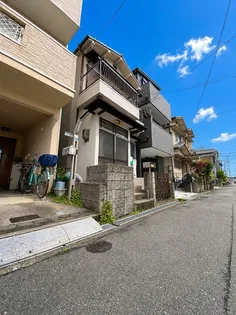 大阪府寝屋川市緑町【一戸建】の外観