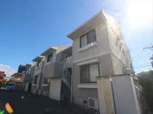 ホワイトハイツC【2階】の外観