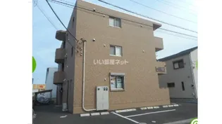 オスタリーパレス【3階】の外観