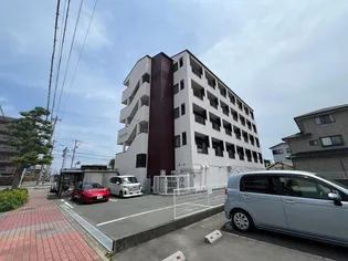 Green Apple【3階】の外観