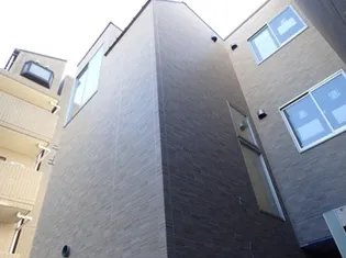 Big Apple新宿Westの外観