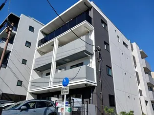 ラピスラズリ港北の画像