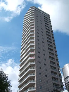 プライムアーバン新宿夏目坂タワーレジデンス【21階】の外観