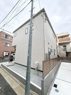東京都世田谷区上北沢1【一戸建】の外観