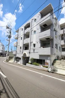 メゾン大手町【4階】の外観