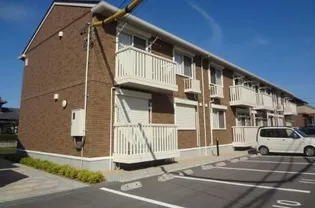 Trois Jours【1階】の外観