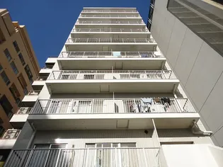 東京都調布市布田1【マンション】の外観