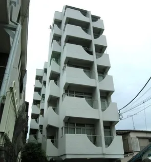 ニュー祐天寺マンション【5階】の外観