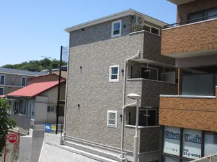 神奈川県横浜市神奈川区三ツ沢中町【アパート】の外観