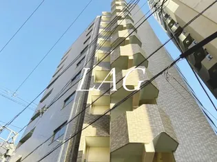 オペラヒルズ初台【4階】の外観