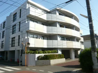 ヴィラセントラル【1階】の外観
