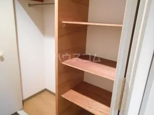 サンパレス赤塚【5階】の内装