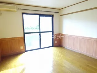 アーバングランツ三重・【1階】の居間