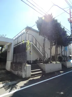 東京都世田谷区下馬6【アパート】の外観
