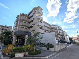 セレッソ【2階】の外観