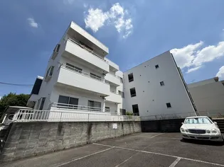 東京都多摩市永山6【マンション】の外観