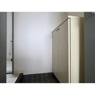 プチハイム【2階】の玄関