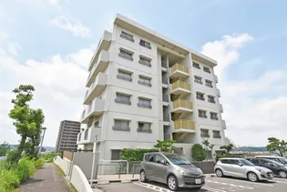 UR白山台【6階】の外観