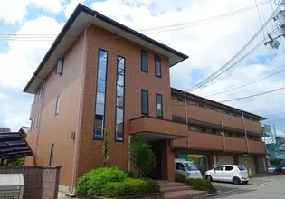 ファミール5号館【2階】の外観