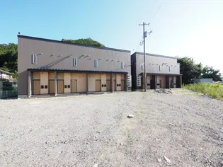 リバーサイドB棟【1階】の外観