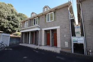 ヴィラ.ボートルージュB【2階】の外観