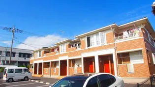 クリスタル グレイス【2階】の外観