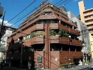 東京都新宿区四谷4【マンション】の外観