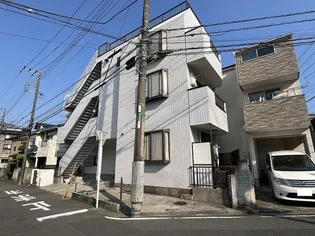 ベルメゾンカネコの画像