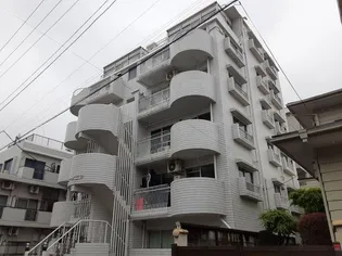 シーボニアマンション【2階】の外観