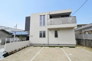 レジーナ アッシュの画像