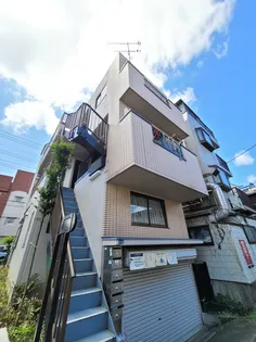 シャルマンK【3階】の外観