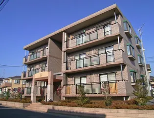 ティンカーベル【1階】の外観