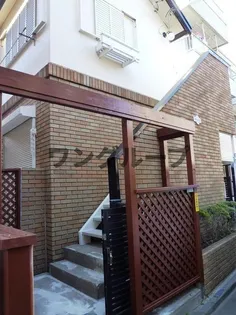 サンハウス【1階】の外観