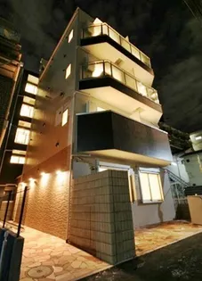 B'CASA LAZO SAIWAIの画像