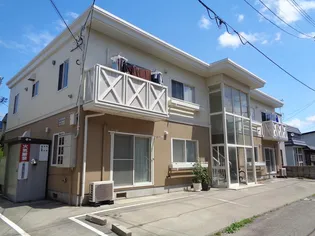 ルレエシャトウB棟【1階】の外観