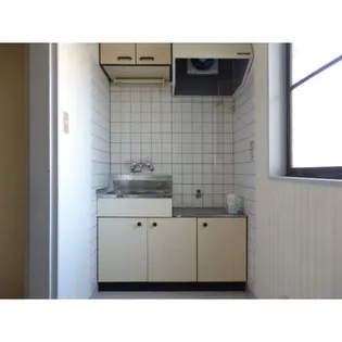 フィオレンテ【1階】のキッチン