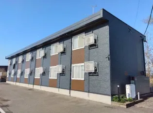 レオパレスMの外観
