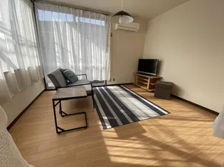 パインクレスト【1階】の内装