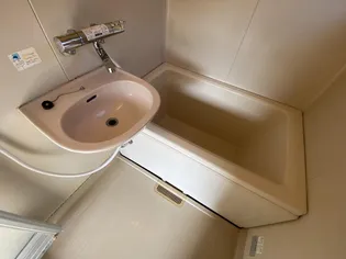 パインクレスト【1階】の風呂