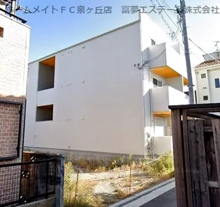 シャン・ルミエールおおとり【2階】の外観