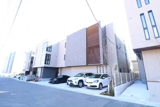 埼玉県さいたま市緑区大字中野田【マンション】の外観