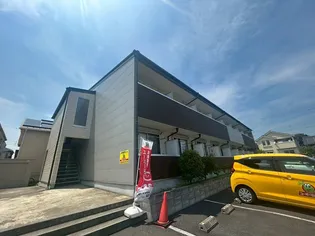 神奈川県平塚市真田3【アパート】の外観