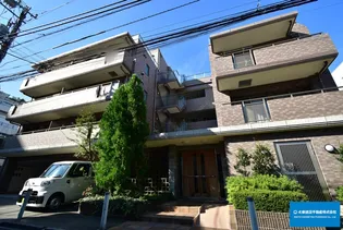 東京都新宿区大久保2【マンション】の外観