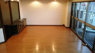 市ヶ尾プラーザビル【7階】の居間